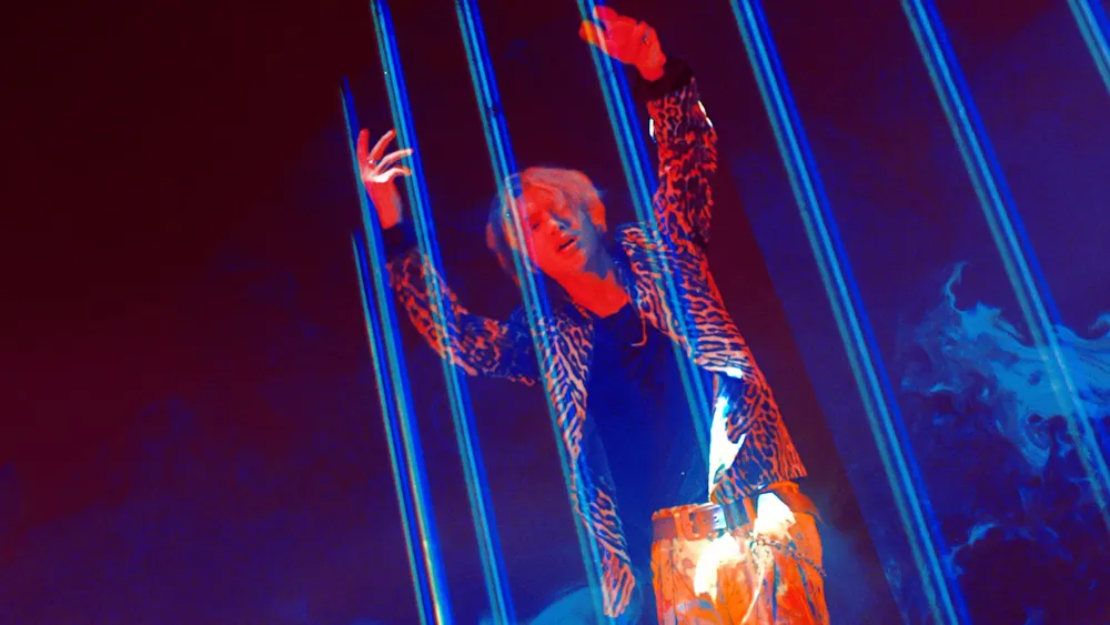 PSYCHO (M/V) - Justin — Image 2