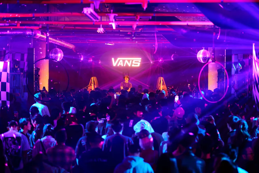 VANS STATION SINDANG — Image 4